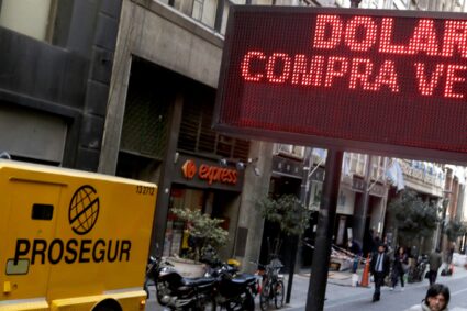 Repunte del dólar mayorista: un nuevo récord en la venta