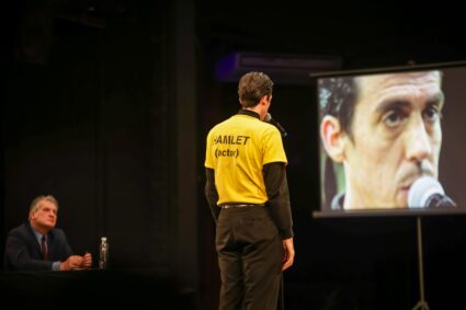 Un giro en el proceso judicial: ‘Hamlet, continúe’ explora la justicia en la Argentina