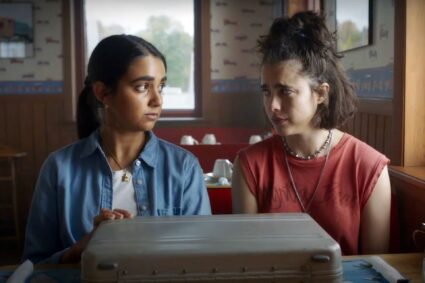 El amor es un viaje en trineo al infierno: una comedia que no hace reír