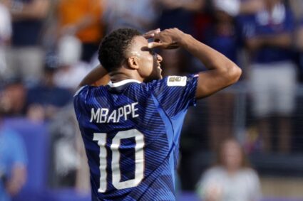 Kylian Mbappé se acerca al récord de Messi en Copas del Mundo: ¡La emoción está en el aire en Francia!