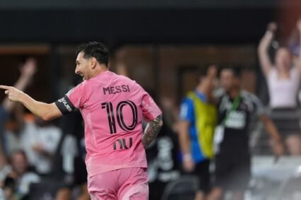 Leo Messi deslumbró en su debut por la Leagues Cup: un doblete y una asistencia que dejó al Atlético San Luis en el suelo