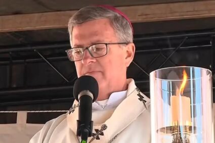 El sueldo no alcanza: el duro mensaje del arzobispo García Cuerva en San Cayetano